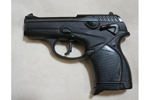 Beretta 9000, .40 S&W  Pistole samonabíjecí